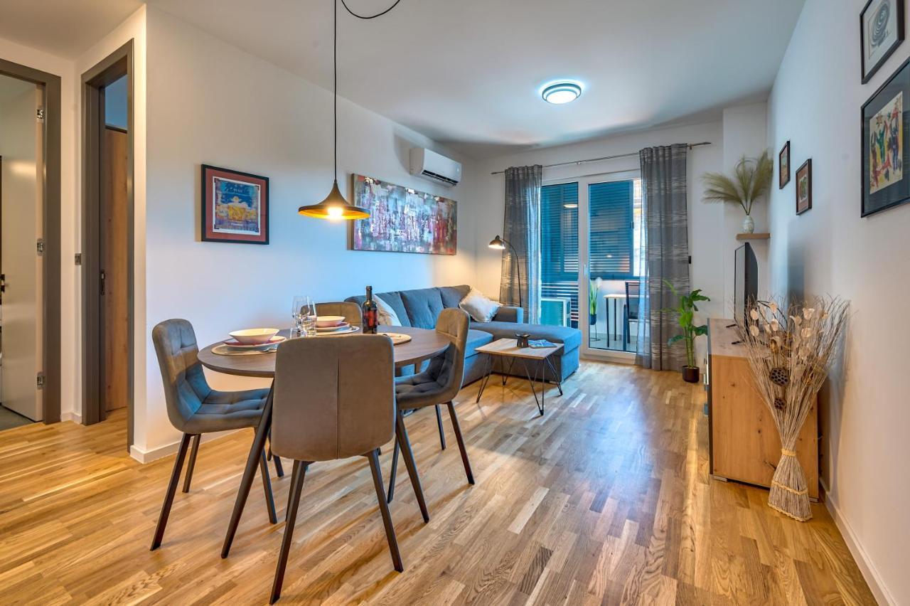 Art Apartment Monvidal Pula Exteriér fotografie